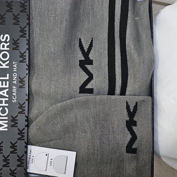 Michael Kors Scarf and Hat Set - Picture 2 of 3